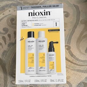 Nioxin Pro Clinical Hair Treatment Set - White and Yellow